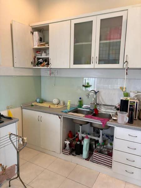 Condominium for Sale at Tanjung Park Condominium - Sam Yeoh - Kitchen - PropertyGuru.com.my