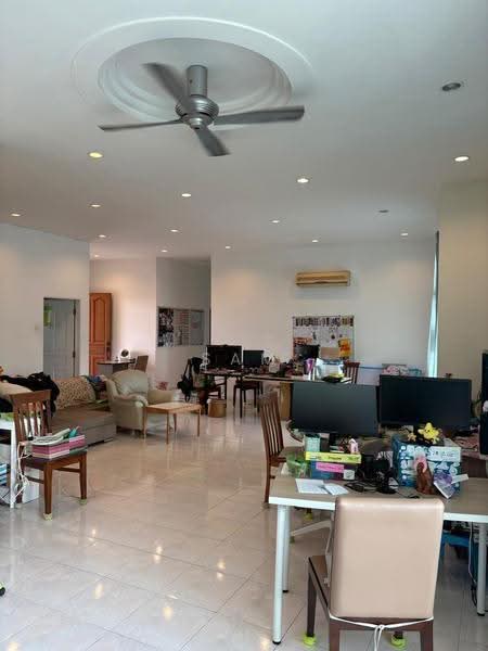 Condominium for Sale at Tanjung Park Condominium - Sam Yeoh - Living Room - PropertyGuru.com.my