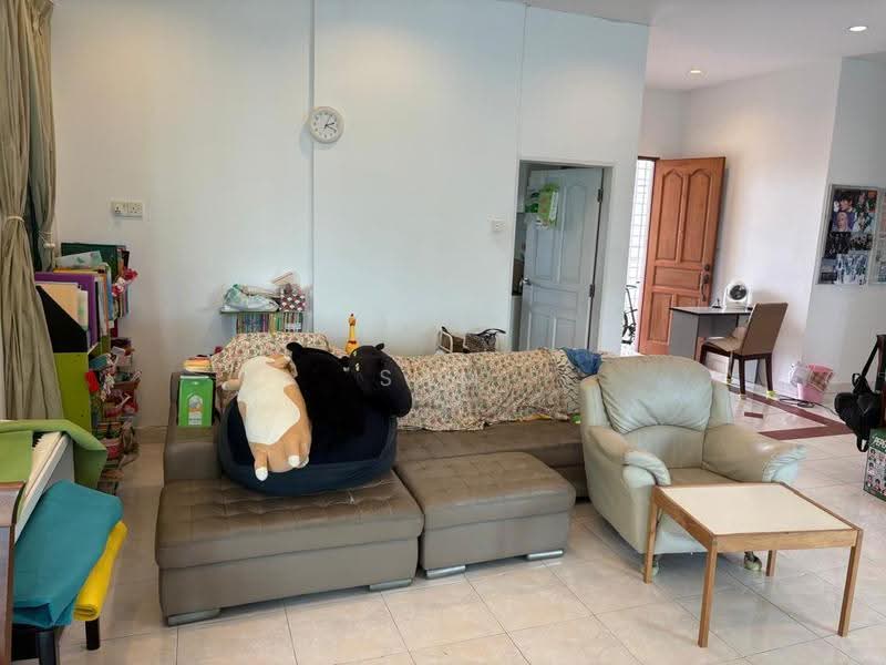 Condominium for Sale at Tanjung Park Condominium - Sam Yeoh - Living Room - PropertyGuru.com.my