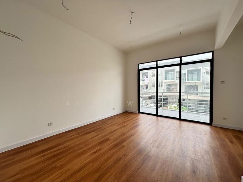 2.5-storey Terraced House for Sale in Rawang (Selangor) - Alice Wong - Living Room - PropertyGuru.com.my