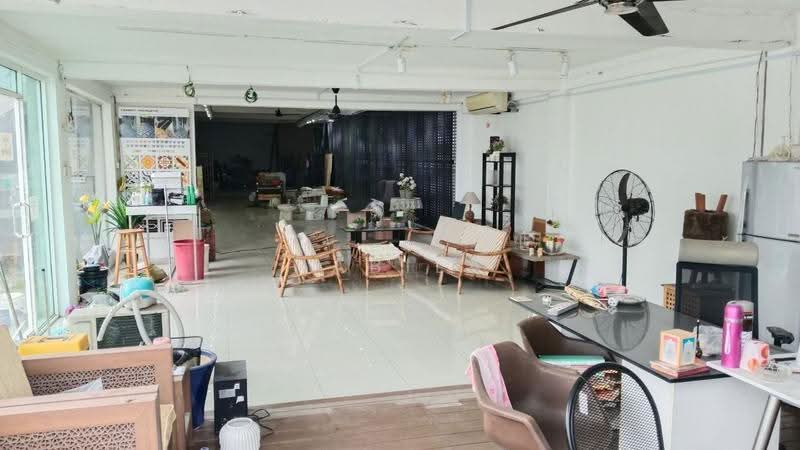 Warehouse for Rent in Kota Bharu (Kelantan) - Nabila Nazori - Living Room - PropertyGuru.com.my
