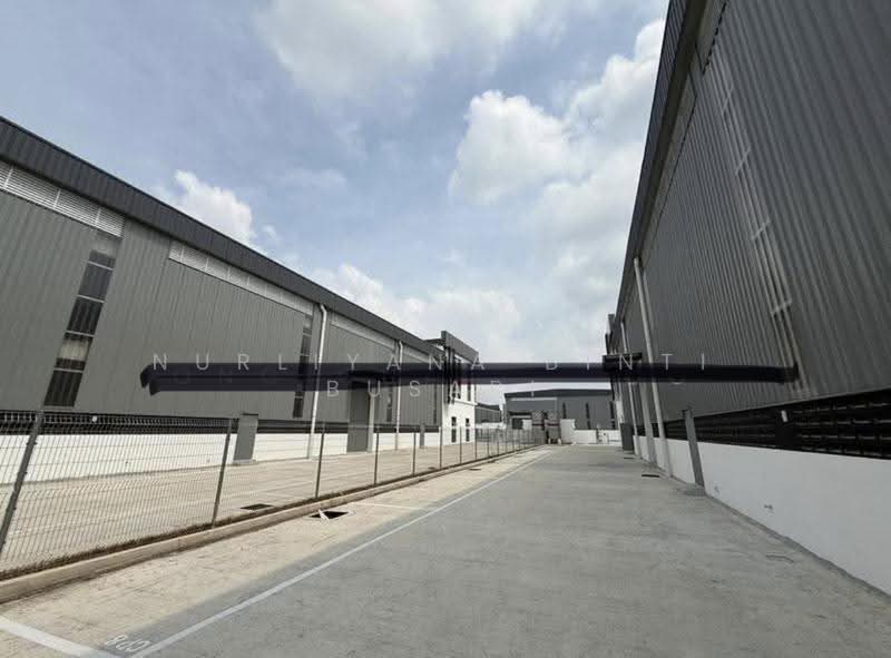 Factory for Rent in Sungai Manggis (Banting) - Nurliyana Binti Busari - Exterior - PropertyGuru.com.my