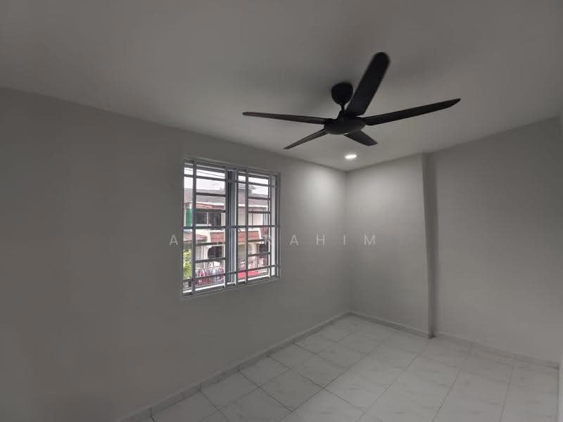 2-storey Terraced House for Sale in Senai (Johor) - AIN RAHIM - Interior - PropertyGuru.com.my