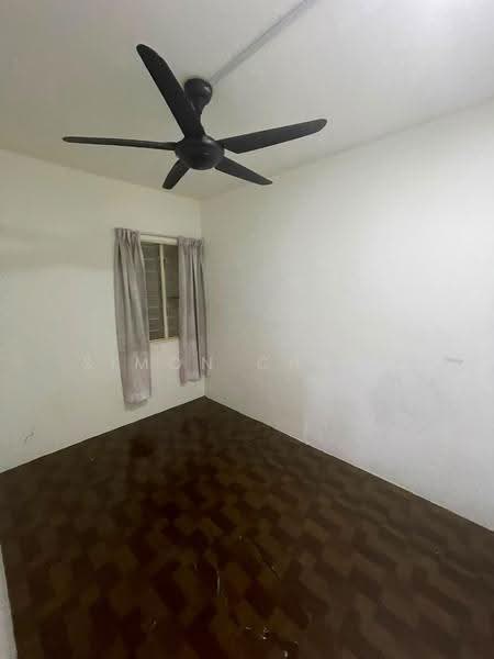 Flat for Sale at Pangsapuri Sentosa - Simon Chang - Interior - PropertyGuru.com.my