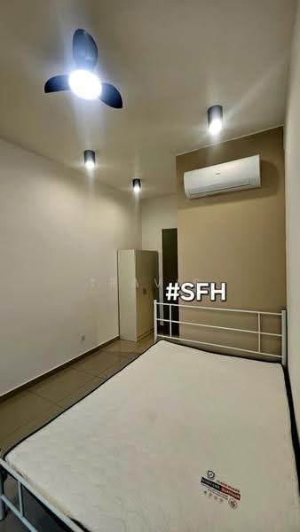 Kediaman Servis untuk Disewa di D'Vine - Travis Wong - Bedroom - PropertyGuru.com.my