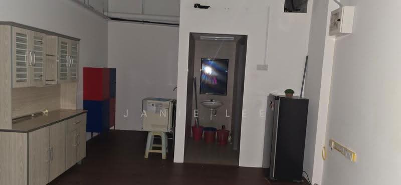 Retail Office for Rent in Setia Alam (Selangor) - Janie Lee - Kitchen - PropertyGuru.com.my