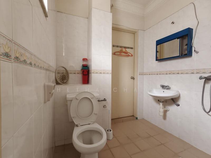 Rumah Teres 3-Tingkat untuk Dijual di Batu 9 (Cheras) - Hetha Chan - Bathroom - PropertyGuru.com.my