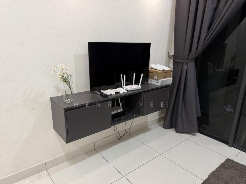 Kediaman Servis untuk Disewa di Millerz Square Serviced Residence - Henry Yee - Living Room - PropertyGuru.com.my