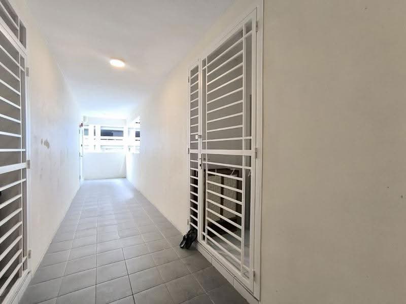 Kondominium untuk Disewa di Residensi Sateria - Hasniza Ibrahim - Corridor - PropertyGuru.com.my
