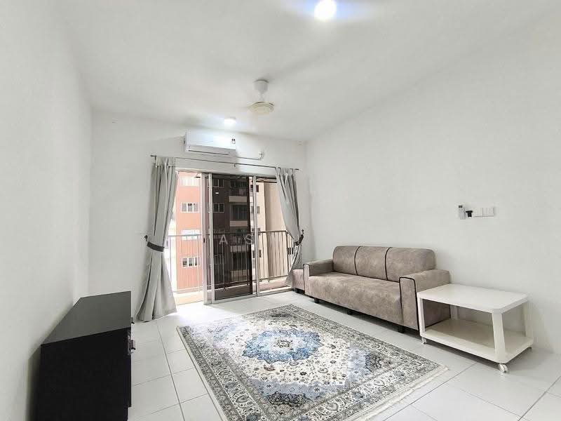 Kondominium untuk Disewa di Residensi Sateria - Hasniza Ibrahim - Living Room - PropertyGuru.com.my