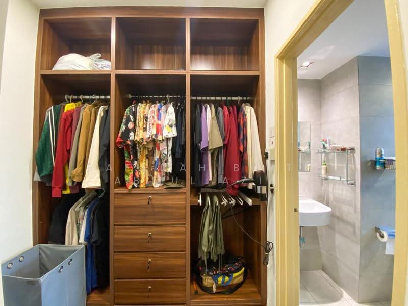 Kondominium untuk Dijual di Sterling - Rafedah Binti Abdul Aziz - Bathroom - PropertyGuru.com.my