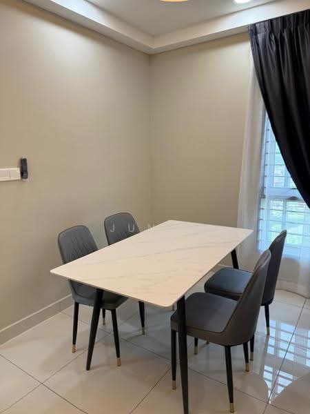Kediaman Servis untuk Disewa di MIRAI Residences - Junya Yap - Dining Room - PropertyGuru.com.my
