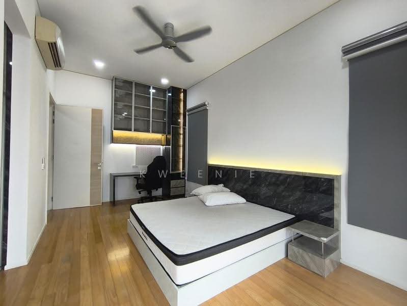 Rumah Teres 3-Tingkat untuk Dijual di Serdang (Seri Kembangan) - Kweenie Chong - PropertyGuru.com.my