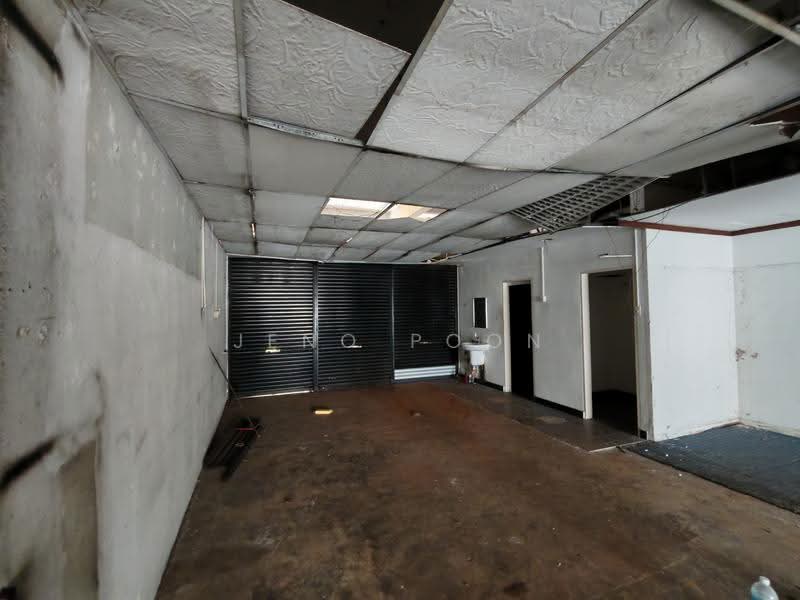 Shop for Rent in Sea Park (Petaling Jaya) - Jeno Poon - Interior - PropertyGuru.com.my