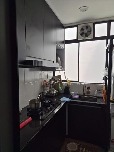 Kondominium untuk Dijual di Dezire Hill Residence - Alex Ang - Kitchen - PropertyGuru.com.my