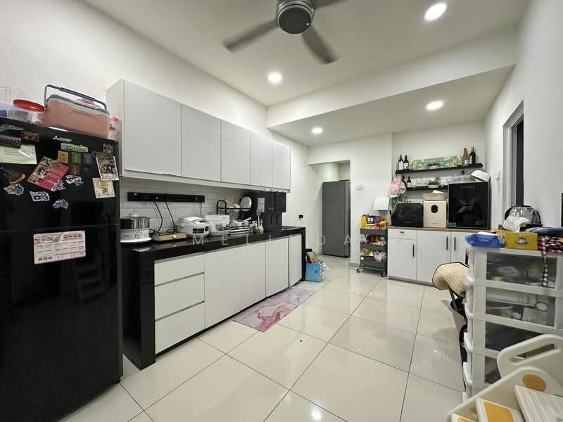 Rumah Teres 2-Tingkat untuk Dijual di Bandar Mahkota Cheras (Cheras) - Melinda Goh - Kitchen - PropertyGuru.com.my