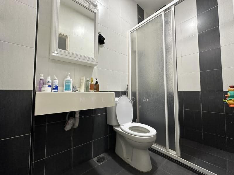 Rumah Teres 2-Tingkat untuk Dijual di Bandar Mahkota Cheras (Cheras) - Melinda Goh - Bathroom - PropertyGuru.com.my
