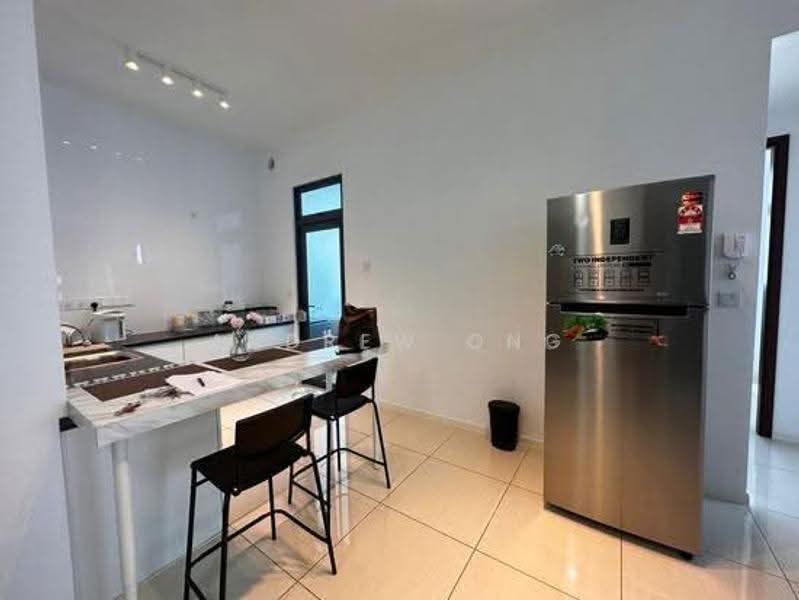 Condominium for Rent at Queens Residences Q2 @ Queens Waterfront - Andrew Ong - Kitchen - PropertyGuru.com.my