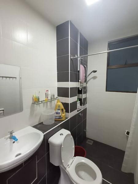 Pangsapuri untuk Disewa di Seri Austin Residence (Pangsapuri Seri Austin) - SJ CHAN - Bathroom - PropertyGuru.com.my