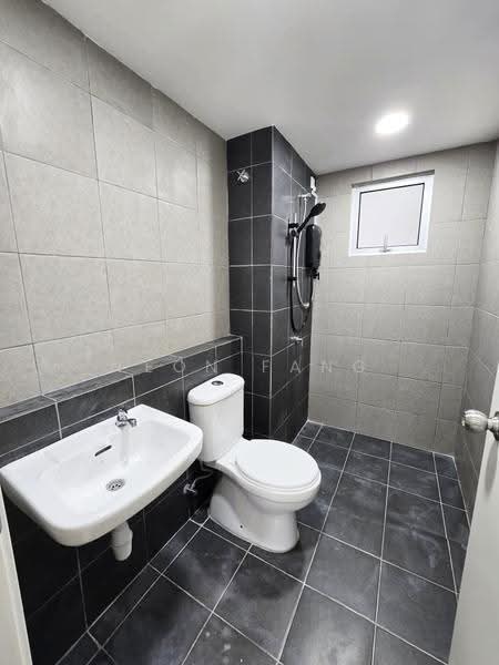 Condominium for Rent at Residensi Dutamas Dahlia - Leon Fang - Bathroom - PropertyGuru.com.my