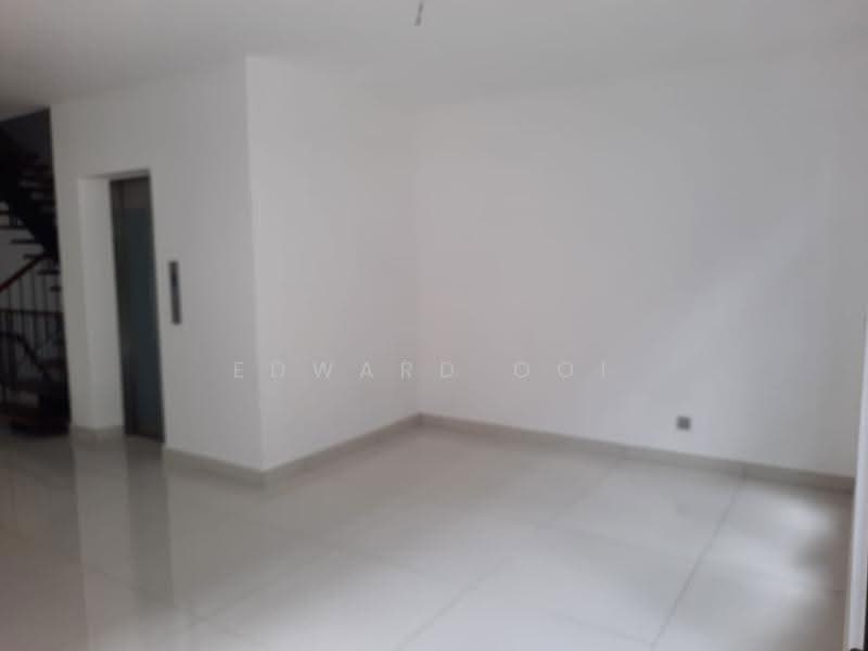 Twin Villas for Sale in Taman Bukit Serdang (Seri Kembangan) - Edward Ooi - Interior - PropertyGuru.com.my