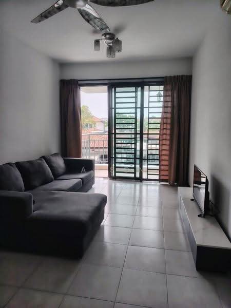 Pangsapuri untuk Disewa di Molek Pine 1 - Anson Chua - Living Room - PropertyGuru.com.my