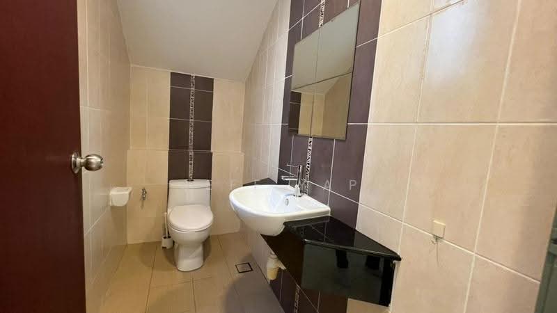 2-storey Terraced House for Rent in East Ledang (Iskandar Puteri (Nusajaya)) - Jeff Yap - Bathroom - PropertyGuru.com.my