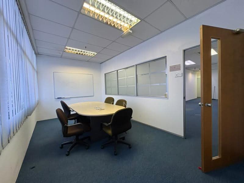 Shop / Office for Rent in Bukit Combe (Jelutong) - Welson Teh - Interior - PropertyGuru.com.my
