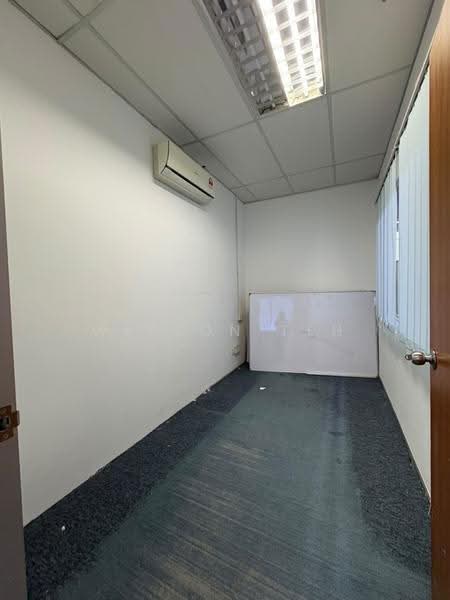 Shop / Office for Rent in Bukit Combe (Jelutong) - Welson Teh - Interior - PropertyGuru.com.my