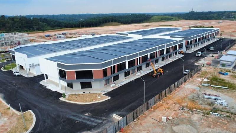 Semi-D Factory for Sale in Ulu Tiram (Johor) - JJ Oh - Exterior - PropertyGuru.com.my