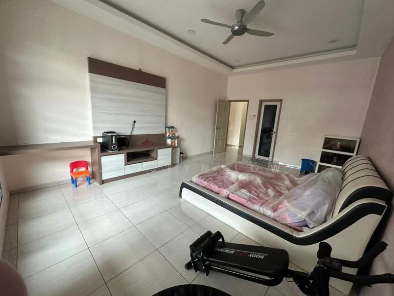 Semi-Detached House for Sale in Tanjong Minyak (Melaka) - Jesslyn Low - Bedroom - PropertyGuru.com.my