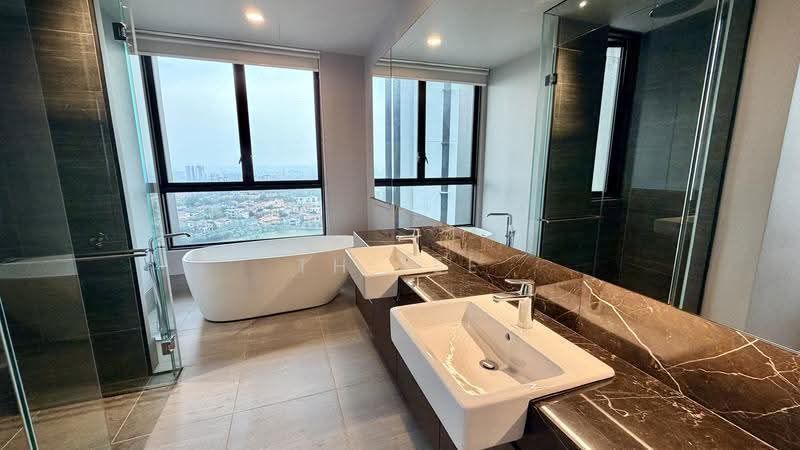 Kondominium untuk Disewa di Aetas Damansara - TH Lee - Bathroom - PropertyGuru.com.my