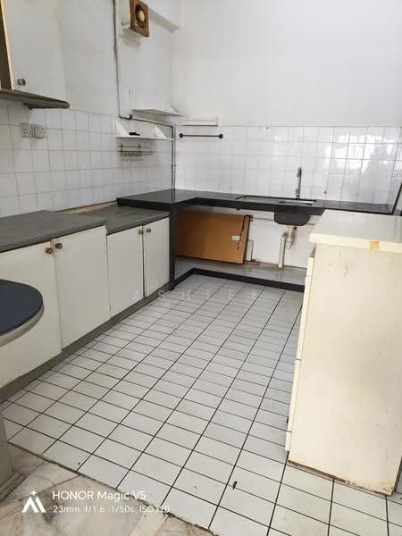 Kondominium untuk Disewa di Menara Seputih - Ashlee LSS - Kitchen - PropertyGuru.com.my