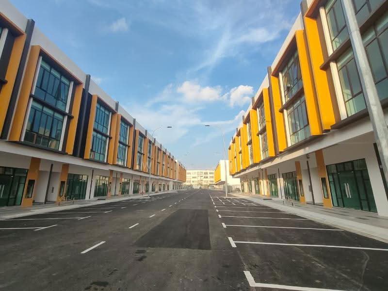 Shop / Office for Rent in Bandar Baru Permas Jaya (Permas Jaya) - Winnie KHAW - Exterior - PropertyGuru.com.my