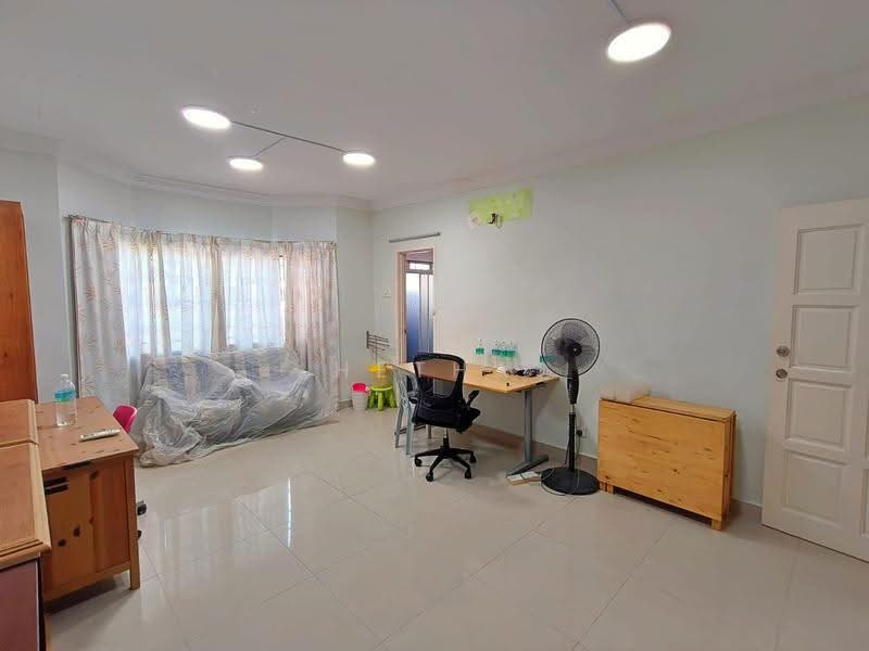 3-storey Terraced House for Sale in Taman Bukit Segar Jaya 2 (Cheras) - Hetha Chan - Living Room - PropertyGuru.com.my
