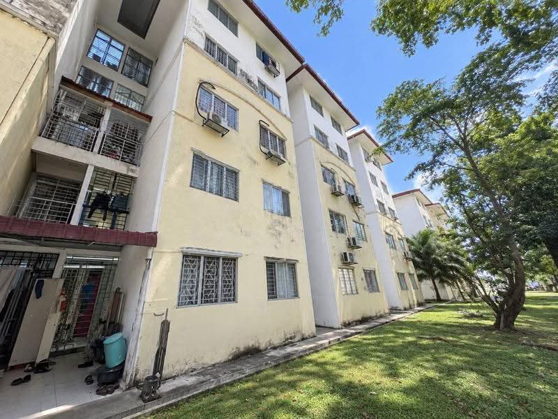 Apartment for Sale at Teratai Apartment @ Taman Sutera - Mahafiz . - PropertyGuru.com.my