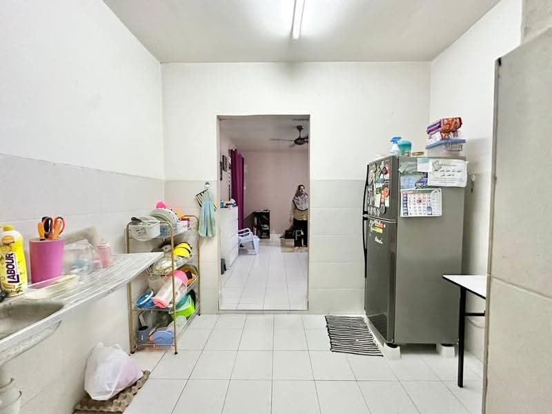Apartment for Sale at Teratai Apartment @ Taman Sutera - Mahafiz . - PropertyGuru.com.my