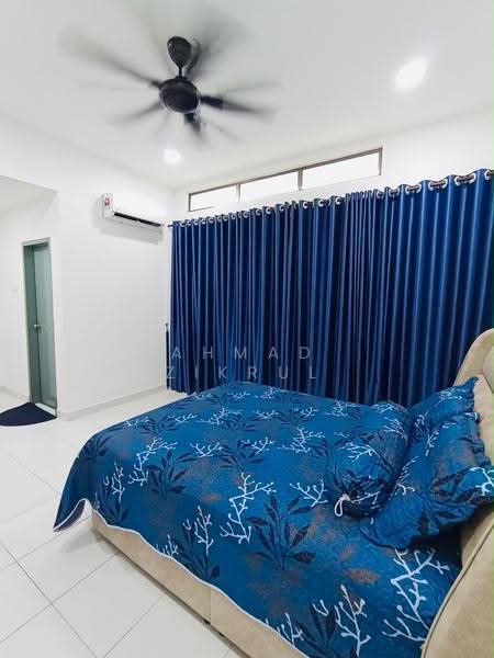 2-storey Terraced House for Sale in Taman Mutiara Gading (Batu Pahat) - Ahmad Zikrul - Bedroom - PropertyGuru.com.my