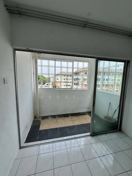 Apartment for Sale at Sutera Apartment - Mahafiz . - PropertyGuru.com.my