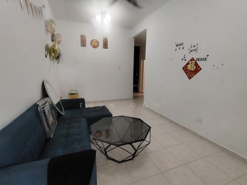 1-storey Terraced House for Sale in Taman Krubong Indah (Krubong) - Elin Goh - Living Room - PropertyGuru.com.my