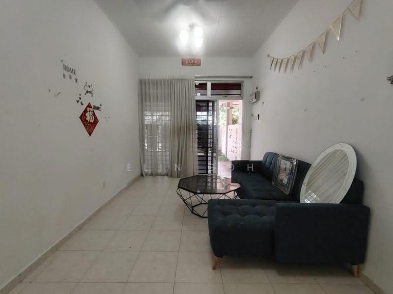 1-storey Terraced House for Sale in Taman Krubong Indah (Krubong) - Elin Goh - Living Room - PropertyGuru.com.my