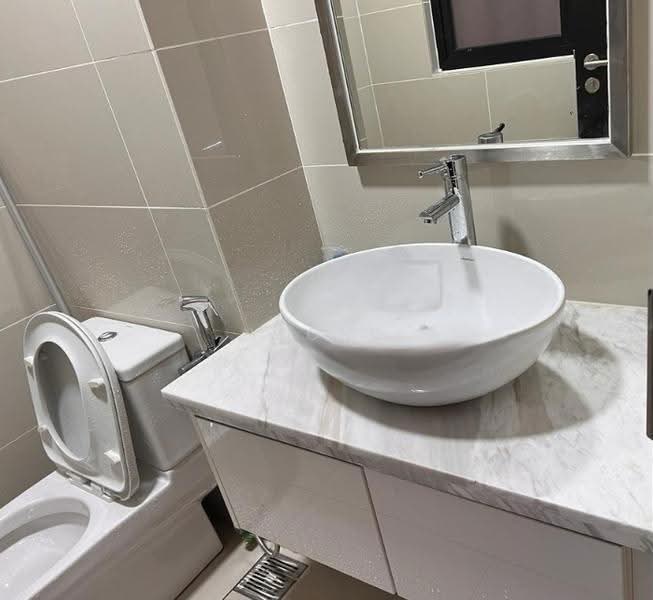 Kediaman Servis untuk Disewa di Centrus Soho - Yeong . - Bathroom - PropertyGuru.com.my