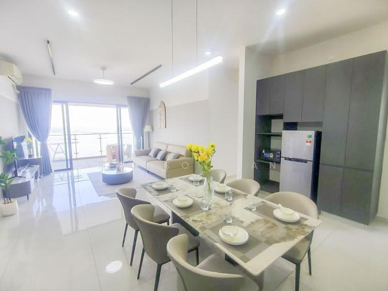 Condominium for Sale at Kings Bay @ Country Garden Danga Bay - Neilson Tan - Living Room - PropertyGuru.com.my