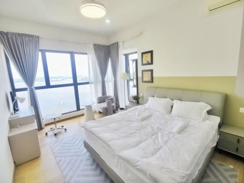 Condominium for Sale at Kings Bay @ Country Garden Danga Bay - Neilson Tan - Bedroom - PropertyGuru.com.my