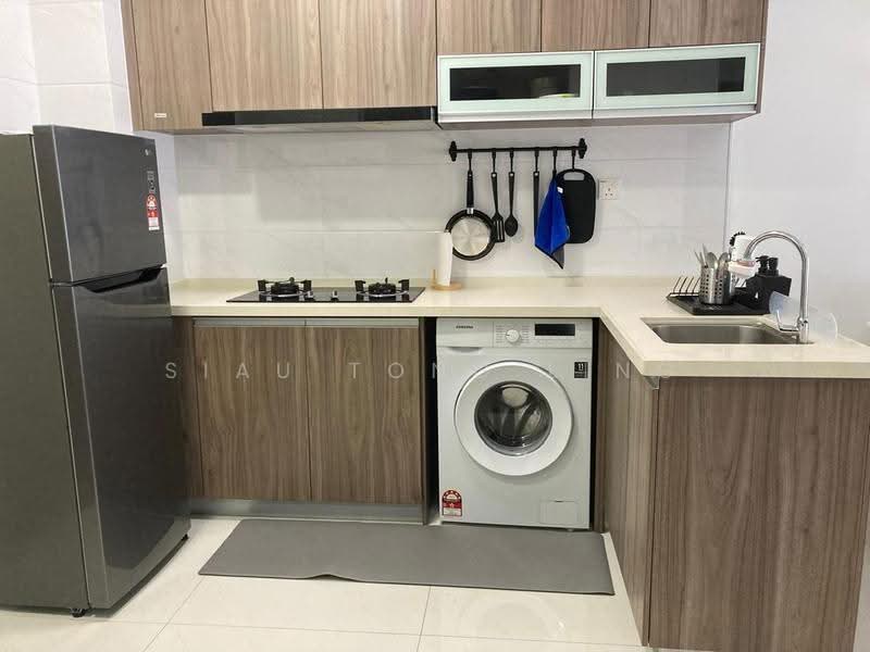 Kediaman Servis untuk Dijual di Country Garden Central Park - Siau Tong Ling - Kitchen - PropertyGuru.com.my
