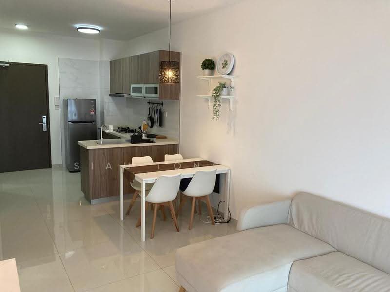 Kediaman Servis untuk Dijual di Country Garden Central Park - Siau Tong Ling - Kitchen - PropertyGuru.com.my