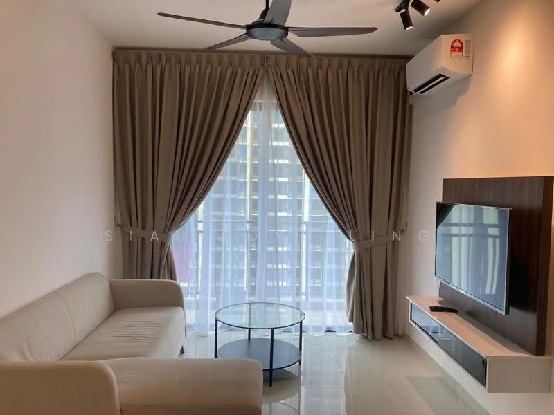 Kediaman Servis untuk Dijual di Country Garden Central Park - Siau Tong Ling - Living Room - PropertyGuru.com.my