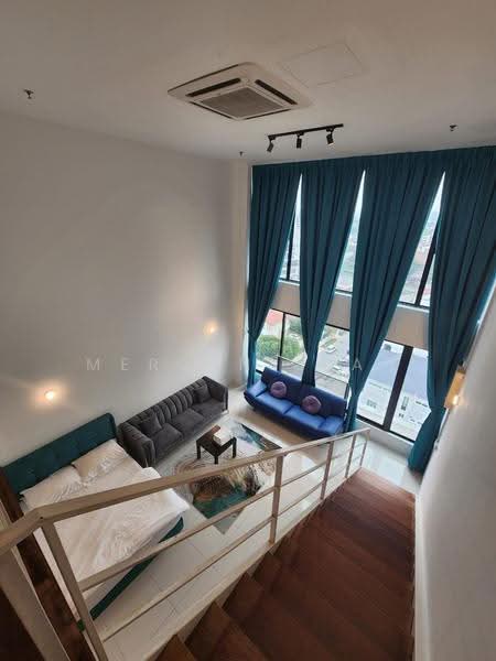 Kediaman Servis untuk Dijual di Sunrise Gurney - Mervyn Seah - Living Room - PropertyGuru.com.my