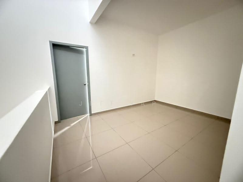 2-storey Terraced House for Sale in Mutiara Rini (Skudai) - Jeff Yap - Interior - PropertyGuru.com.my