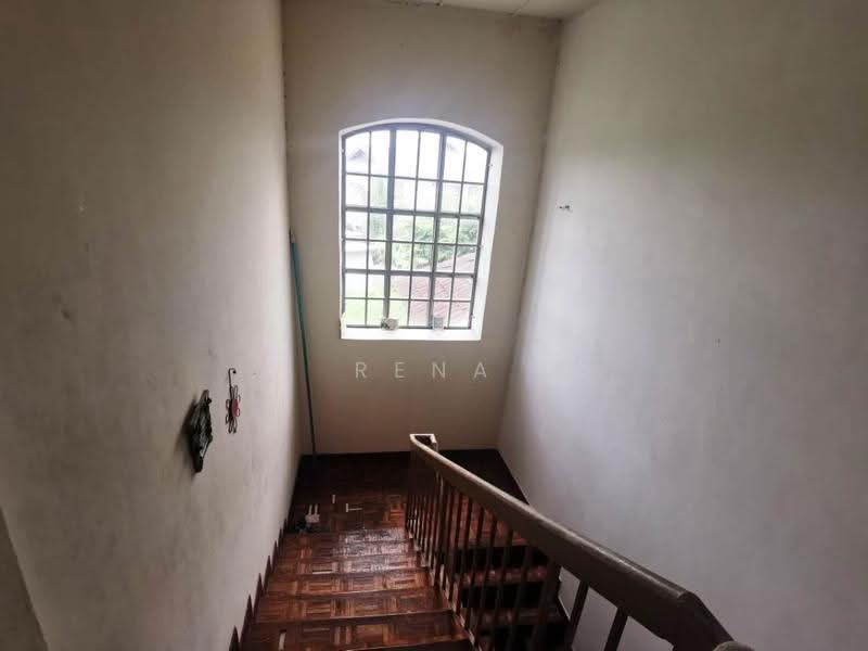 Bungalow House untuk Dijual di Taman Rasah Kemayan (Rasah) - Rena Rahman - Interior - PropertyGuru.com.my